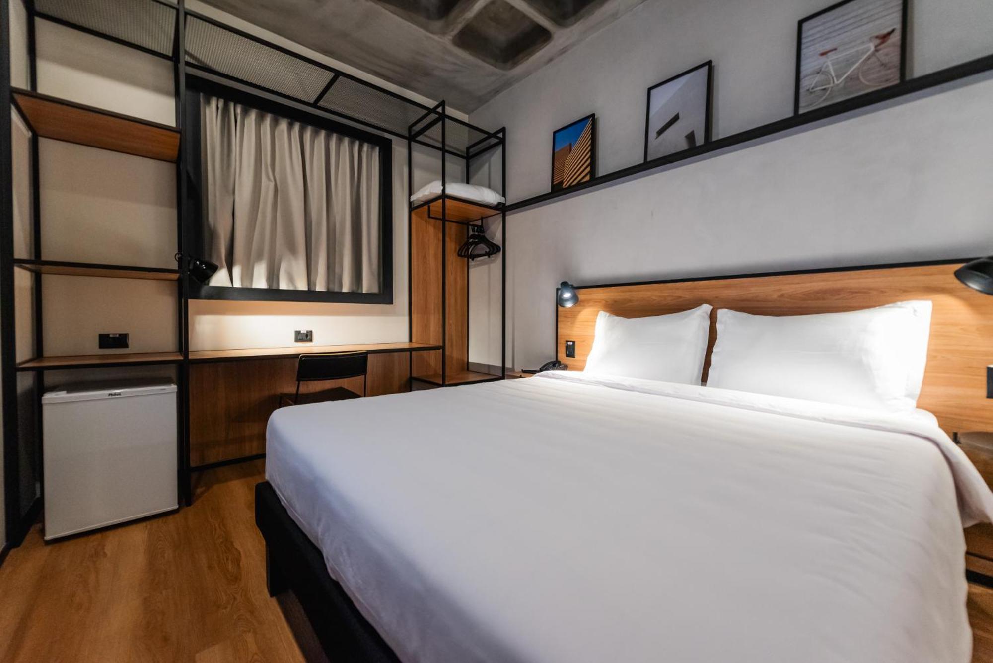 Ibis 3*